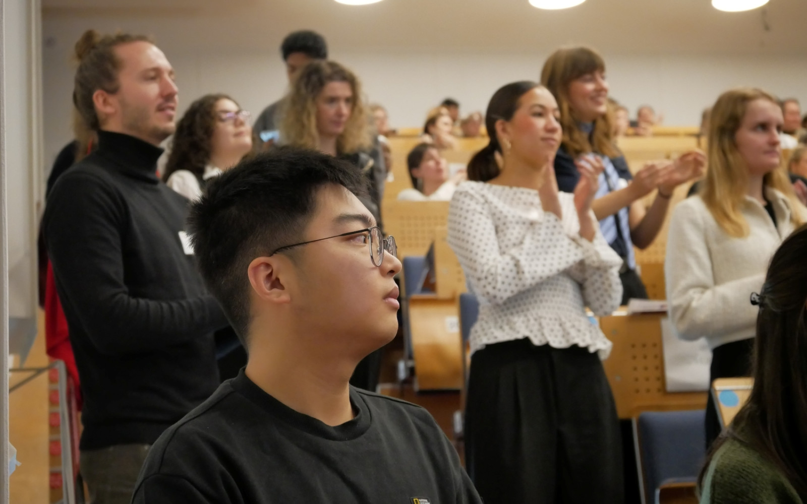 Aber dann wurde zur Urkundenentgegennahme aufgerufen